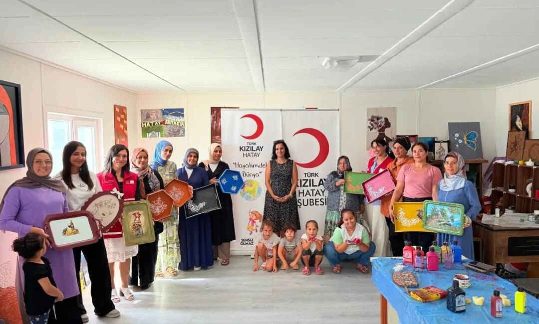 “Hayalimdeki Dünya” Etkinliği Yüzleri Güldürdü Hatay’da, Engelsiz Kızılay Hatay bir sosyal sorumluluk projesi kapsamında özel