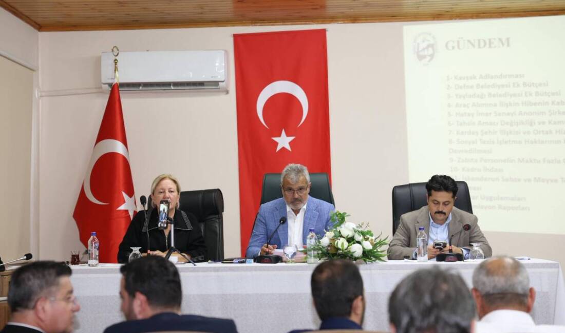 Hatay ile Hakkari Kardeş Şehir Oldu Hatay Büyükşehir Belediyesi Meclisi’nin Eylül ayı toplantısında önemli bir karar