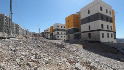   Hatay’ın İskenderun ilçesinde, 6 Şubat 2023 depremlerinin ardından başlatılan