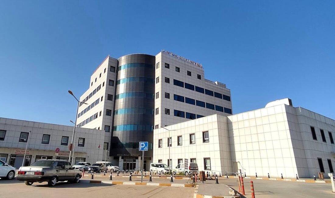 Reyhanlı Devlet Hastanesi’ne 8 Uzman Doktor Atandı Hatay’ın Reyhanlı ilçesinde sağlık hizmetlerinin güçlendirilmesi amacıyla, Reyhanlı Devlet Hastanesi’ne