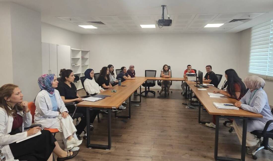 Dörtyol Devlet Hastanesi’nde, anne ve bebek sağlığını güçlendirmeyi amaçlayan Bebek