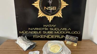 İskenderun’da gerçekleştirilen uyuşturucu operasyonunda 5 kişi tutuklandı, çok sayıda uyuşturucu