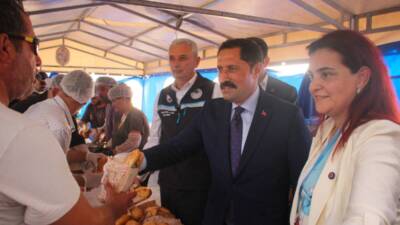 Hatay’da balıkçılar, av yasağının sona ermesiyle birlikte “vira bismillah” diyerek