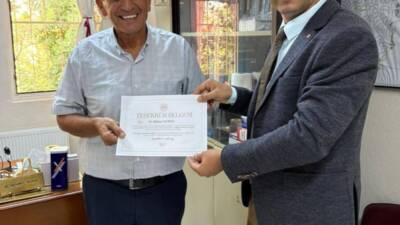 Başarılı ASM hekimi Dr. Mehmet Yılmaz’a Defne İlçe Sağlık Müdürlüğü’nden