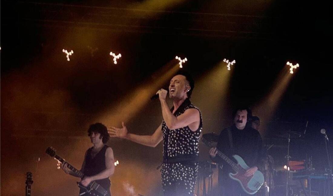 Mabel Matiz’in ‘Perperişan’ şarkısı engellendi Mabel Matiz’in ‘Perperişan’ adlı şarkısı, Aile ve Sosyal Hizmetler Bakanlığı’nın