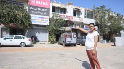 Hatay’da yeni evine yerleşme hayaliyle Altus bayisinden satın aldıkları beyaz