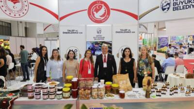 Hatay Büyükşehir Belediyesi ve Hatay Valiliği, tarımdan kadın kooperatiflerine uzanan