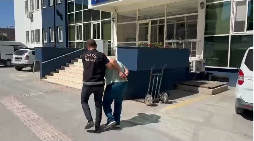 Hatay Emniyet Müdürlüğü ekiplerinin aranan şahısların yakalanmasına yönelik yürüttüğü çalışmalar