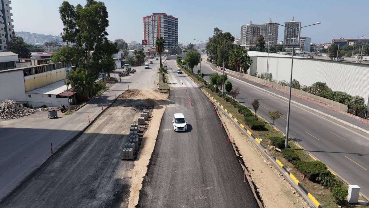 Hatay Büyükşehir Belediyesi (HBB), şehirlerarası ulaşımı kolaylaştırmak ve trafik akışını