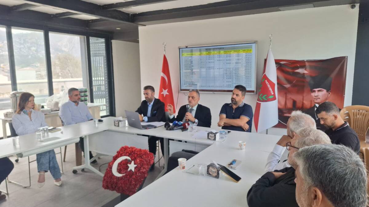 Hatayspor Kulübü Başkanı Hikmet Çinçin, Hatay Ticaret ve Sanayi Odası’nda