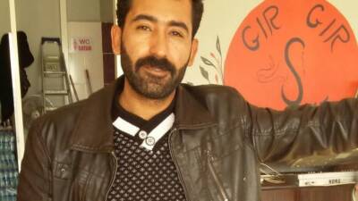 Hatayspor’un fanatik taraftarlarından Hasan Sarman’ın abisi Mehmet Sarman, geçirdiği ani