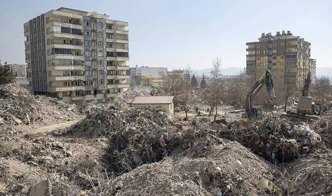 85 kişi ölmüştü: Ebrar Sitesi davasında mütalaa açıklandı Kahramanmaraş’ta 6 Şubat depremlerinde yıkılan Ebrar Sitesi E Blok davasında,