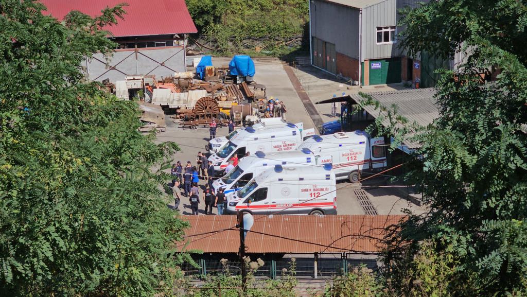 Zonguldak’taki Türkiye Taşkömürü Kurumu (TTK) maden ocağında göçük meydana geldi.