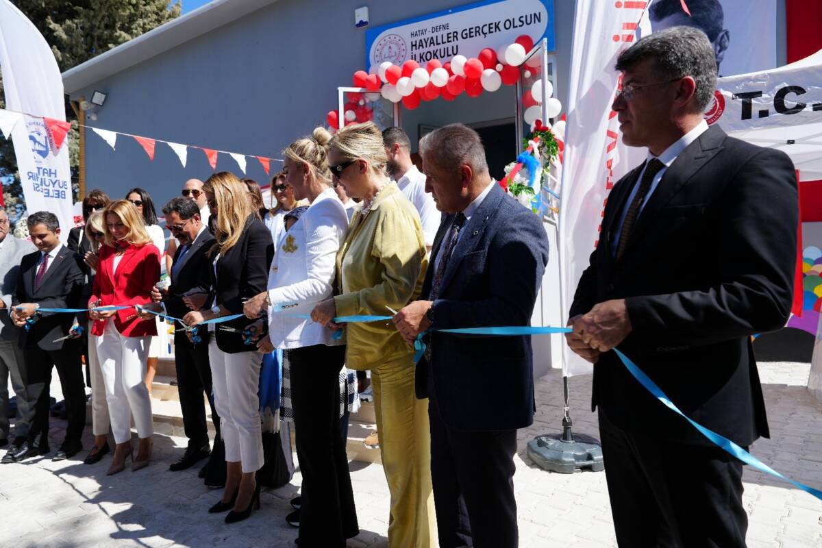 Defne ilçesi Bahçe kırsalında hayırsever bir kuruluş eliyle yapılan okul