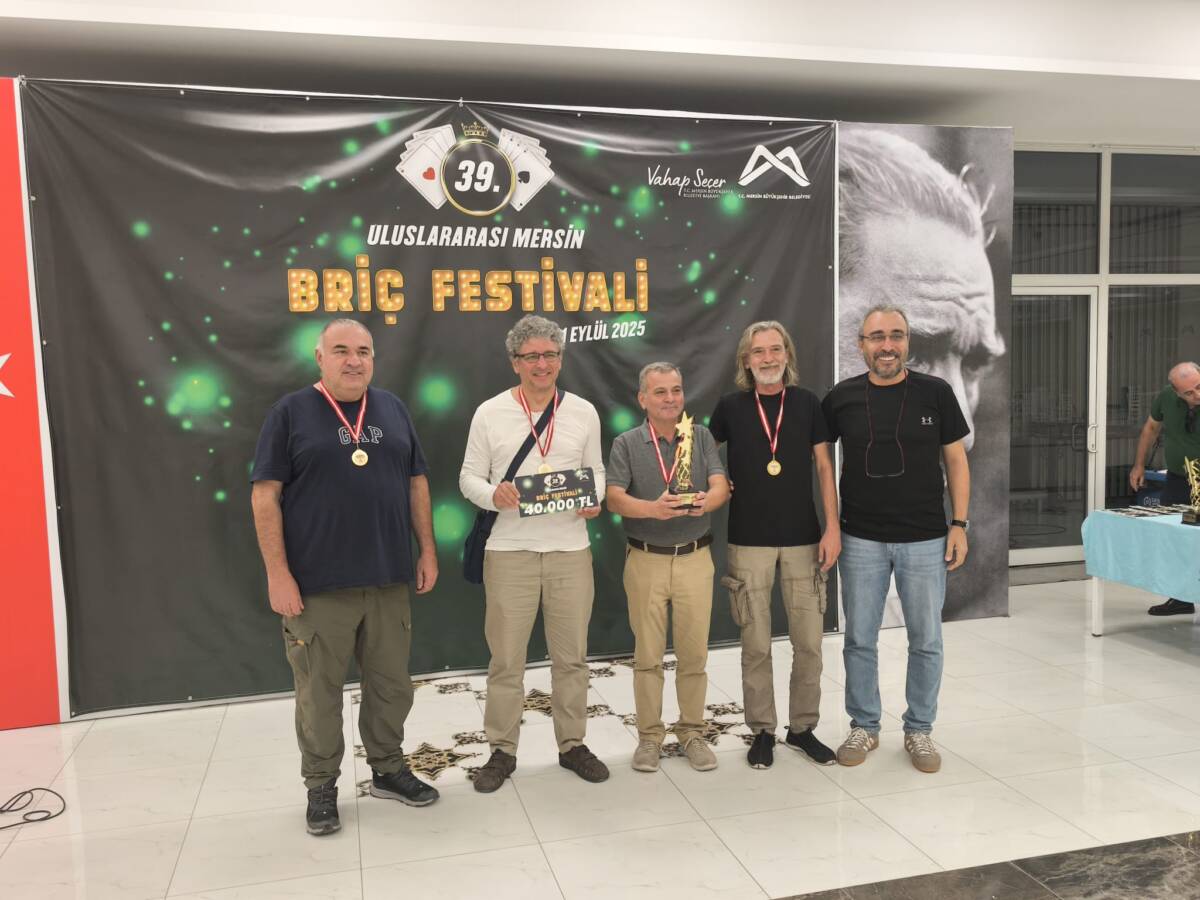 Mersin’de bu yıl 39’uncusu düzenlenen Uluslararası Briç Festivali, heyecan dolu