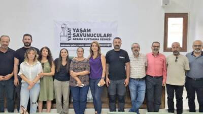 Hatay’ın Defne ilçesinde düzenlenen basın toplantısında, Yaşam Savunucuları Arama Kurtarma