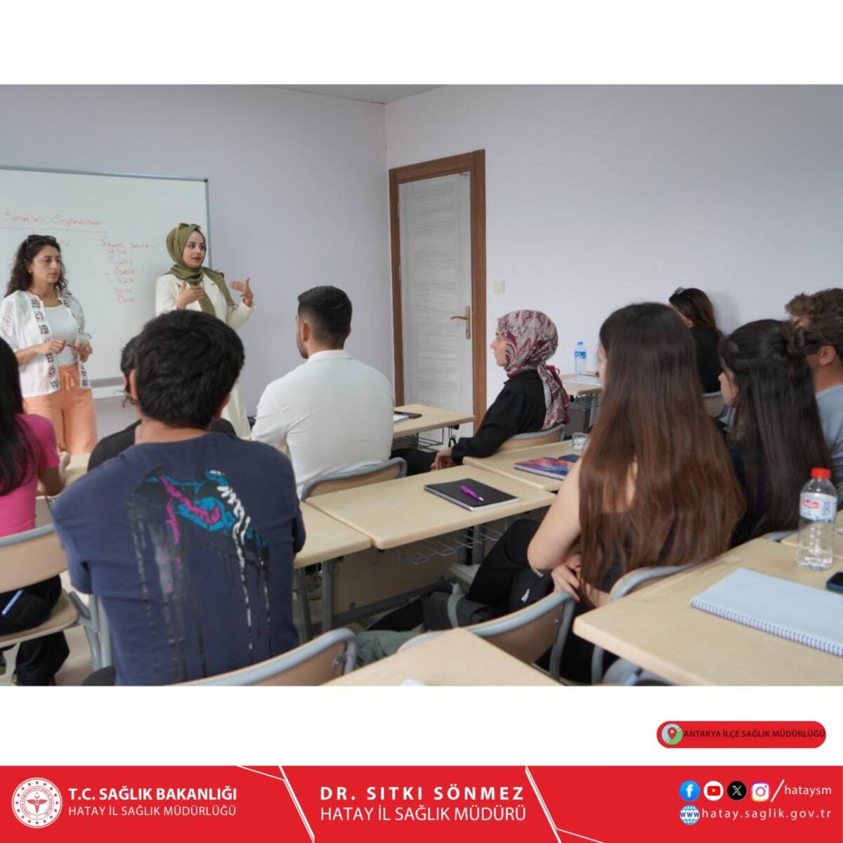 Antakya’da düzenlenen konferans, stresle başa çıkma ve psikolojik sağlamlık konusunda