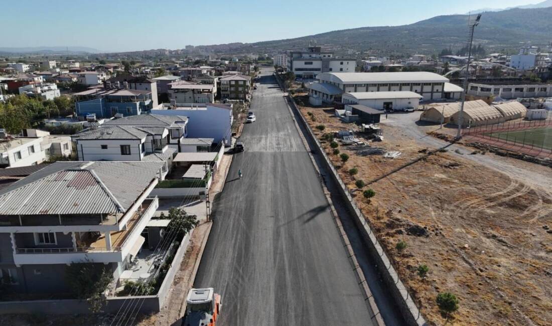 Hatay Büyükşehir Belediyesi (HBB), il genelinde yürüttüğü altyapı çalışmaları kapsamında