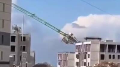 Hatay’ın İskenderun ilçesi Cebike Mahallesi’nde devam eden temel açma çalışmaları