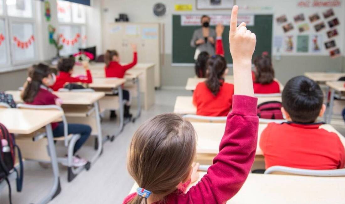 Eğitimde alarm zilleri: Yüzde 3,4 azaldı Türkiye İstatistik Kurumu’nun 2024 verilerine göre, ilkokula başlayan bir öğrencinin