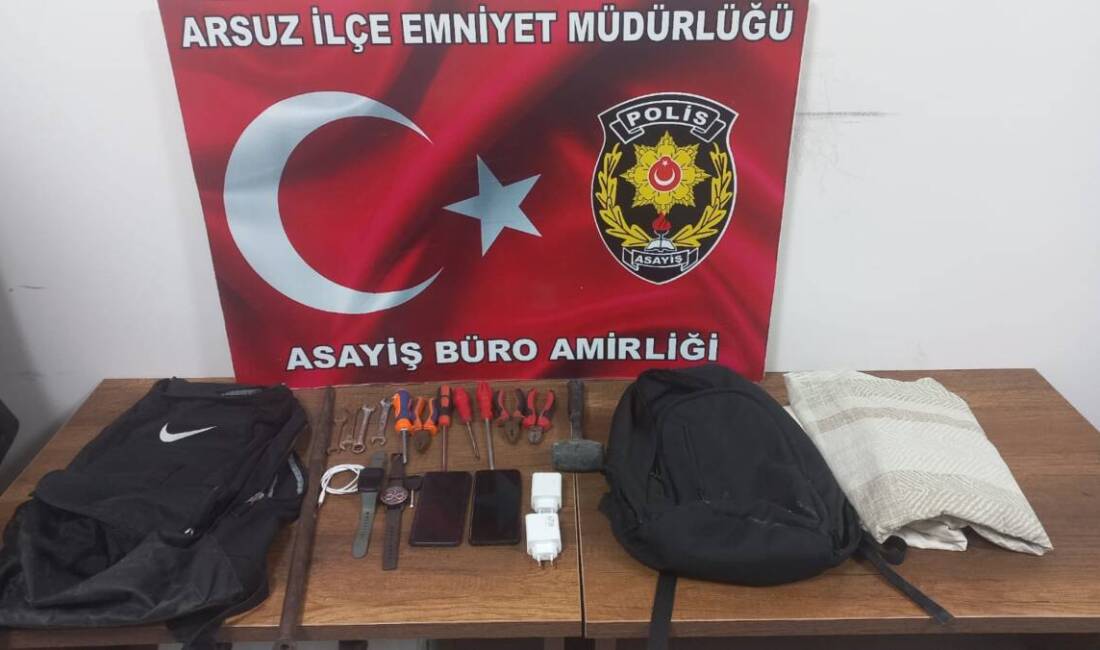 Hatay Emniyet Müdürlüğü ekipleri, Arsuz ilçesi Pirinçlik Mahallesi’nde 07 ve
