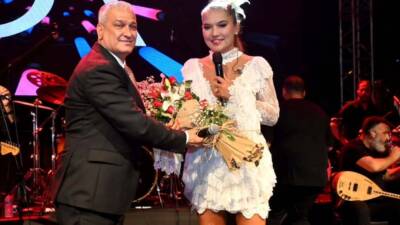 Belen Belediyesi’nin 14. Geleneksel Yayla Şenlikleri, Demet Akalın ve Grup