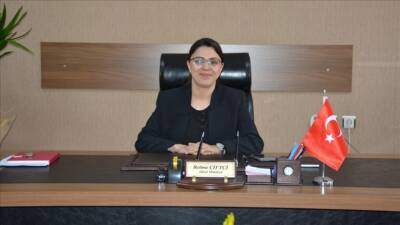 Bolu’da bir öğretmen, mezun olduğu aşçılık lisesinin ilk kadın müdürü