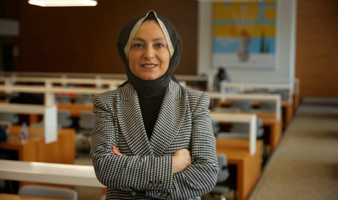 İstanbul Atlas Üniversitesi Meslek Yüksekokulu Müdürü ve Optisyenlik Ana Bilim