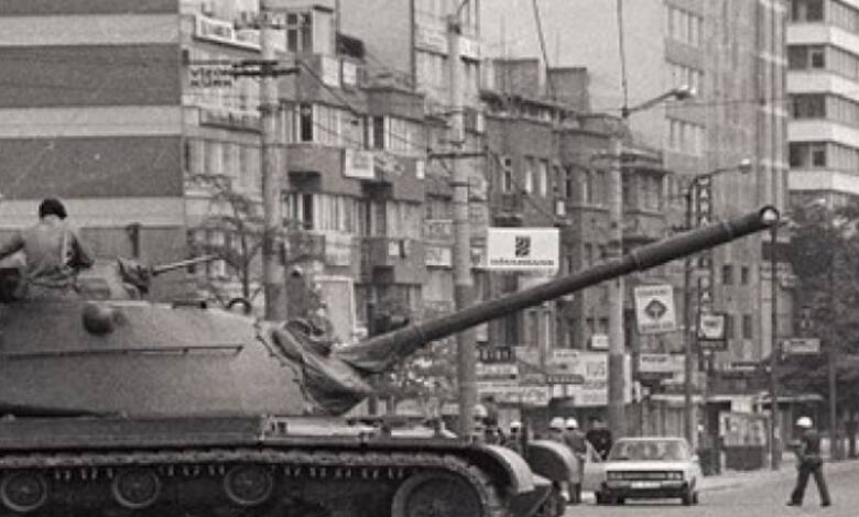 12 Eylül Darbesi’nin Üzerinden Kaç Yıl Geçti? Nasıl Gerçekleşti? Türkiye tarihine kara bir leke olarak geçen 12 Eylül 1980