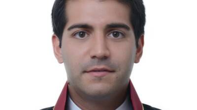 Hatay Barosu üyesi ve Cumhuriyet Halk Partisi (CHP) saflarında siyaset