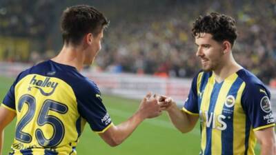 Fenerbahçe, son yıllarda izlediği gençleştirme politikasıyla sadece sportif başarılar elde