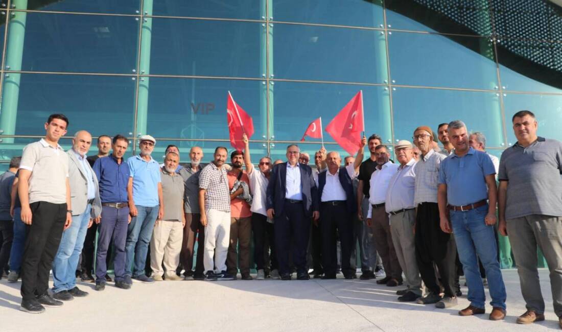 İsrail ablukasını kırmak ve Gazze’ye insani yardım ulaştırmak amacıyla 44