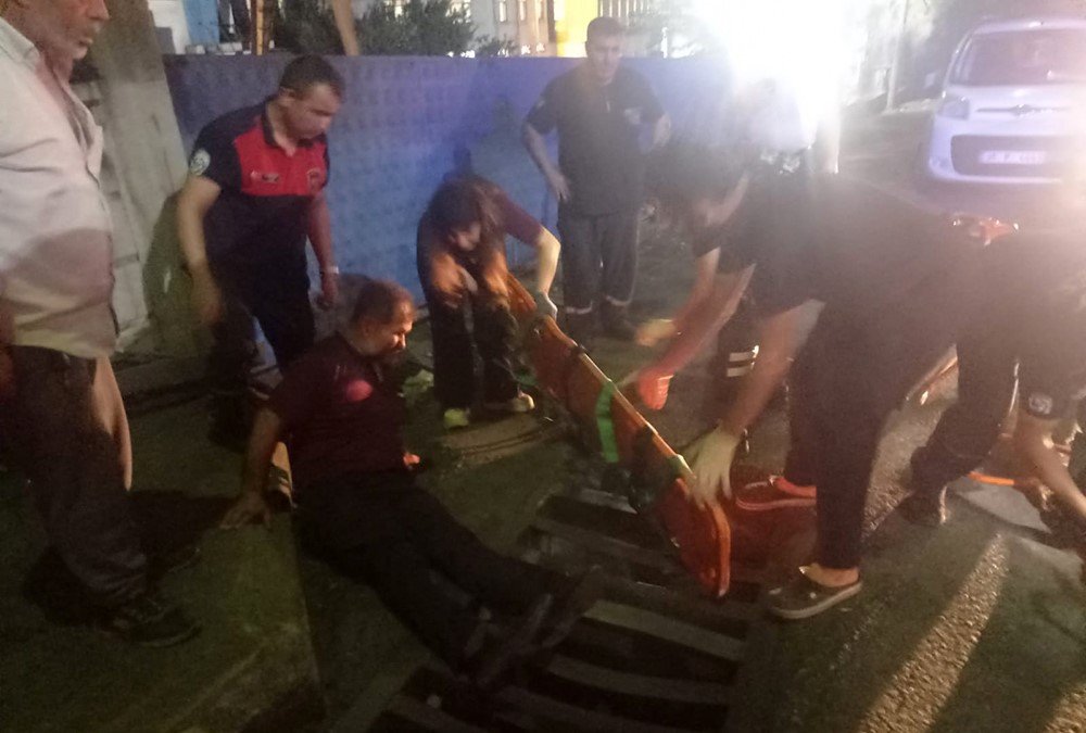 Hatay’ın Payas ilçesinde gece saatlerinde yaşanan bir olayda, ayağı mazgala