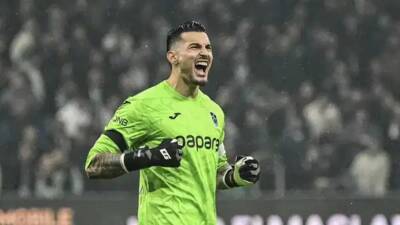 Türk futbolunda son dönemin en dikkat çekici transferlerinden biri gerçekleşti.