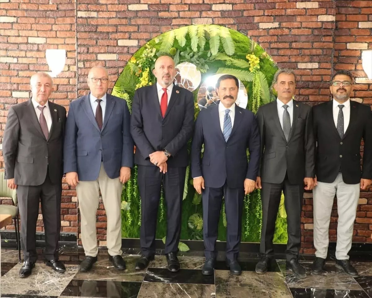 Hatay Valisi Mustafa Masatlı, Türkiye Muhtarlar Konfederasyonu Başkanı Kadir Delibalta