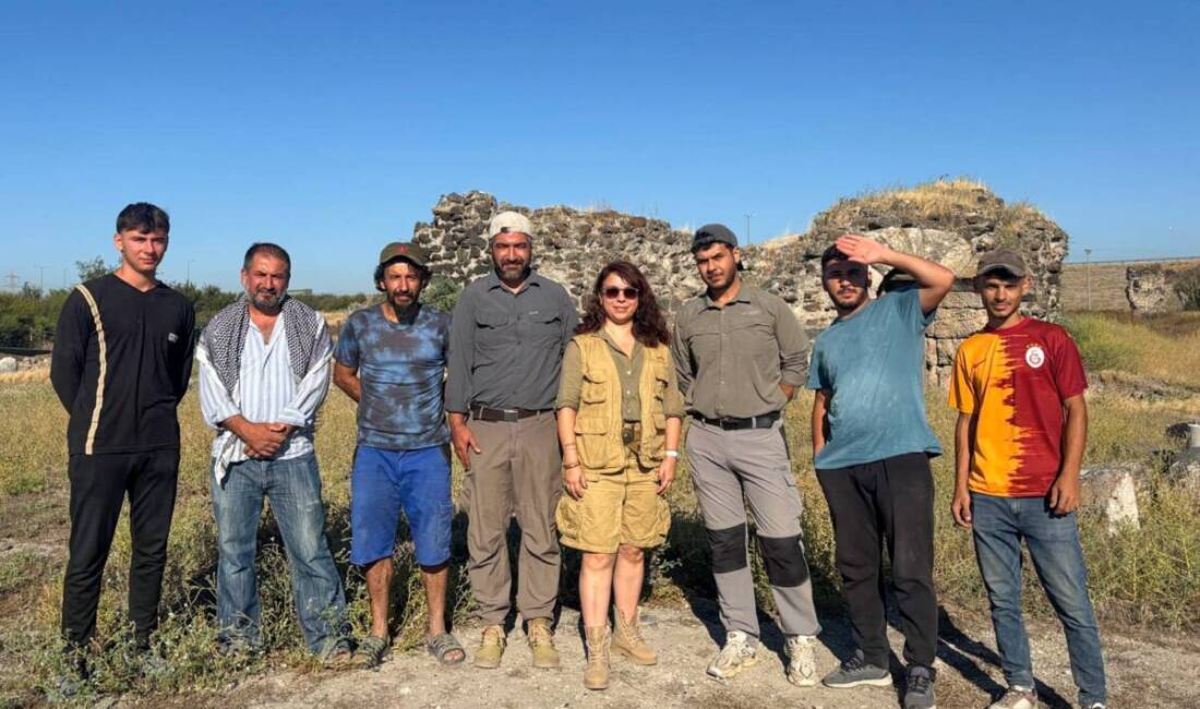 Erzin’deki antik Epiphaneia (İssos) kentinde Roma dönemine ait Takvim Mozaiği’nin