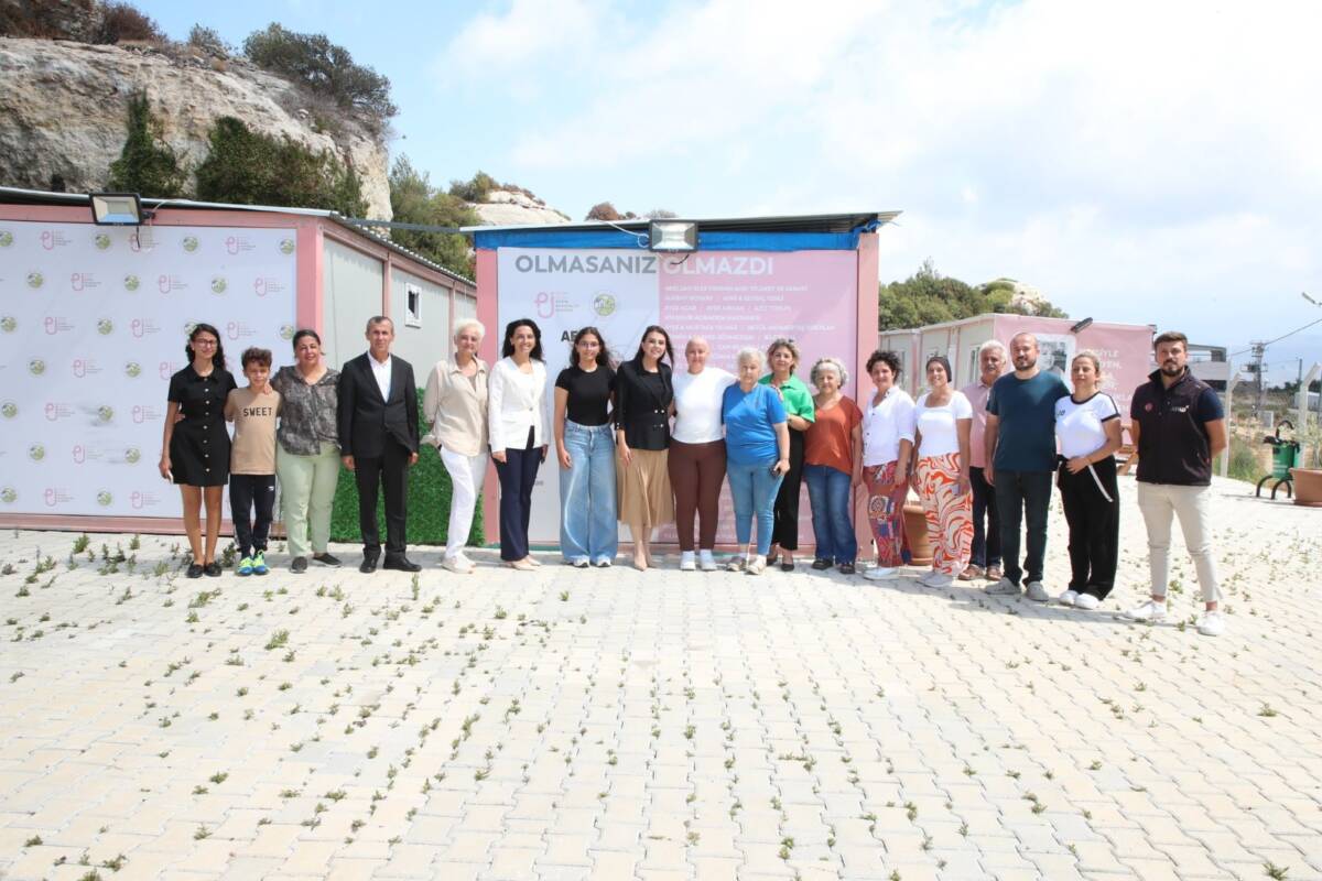 Hatay Valisi Mustafa Masatlı’nın eşi Esra Masatlı, Hatay’da kadınların üretim