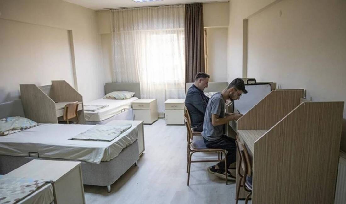 Yükseköğretim öğrencilerinin merakla beklediği KYK yurt başvuruları başladı. Başvurular, 2-6