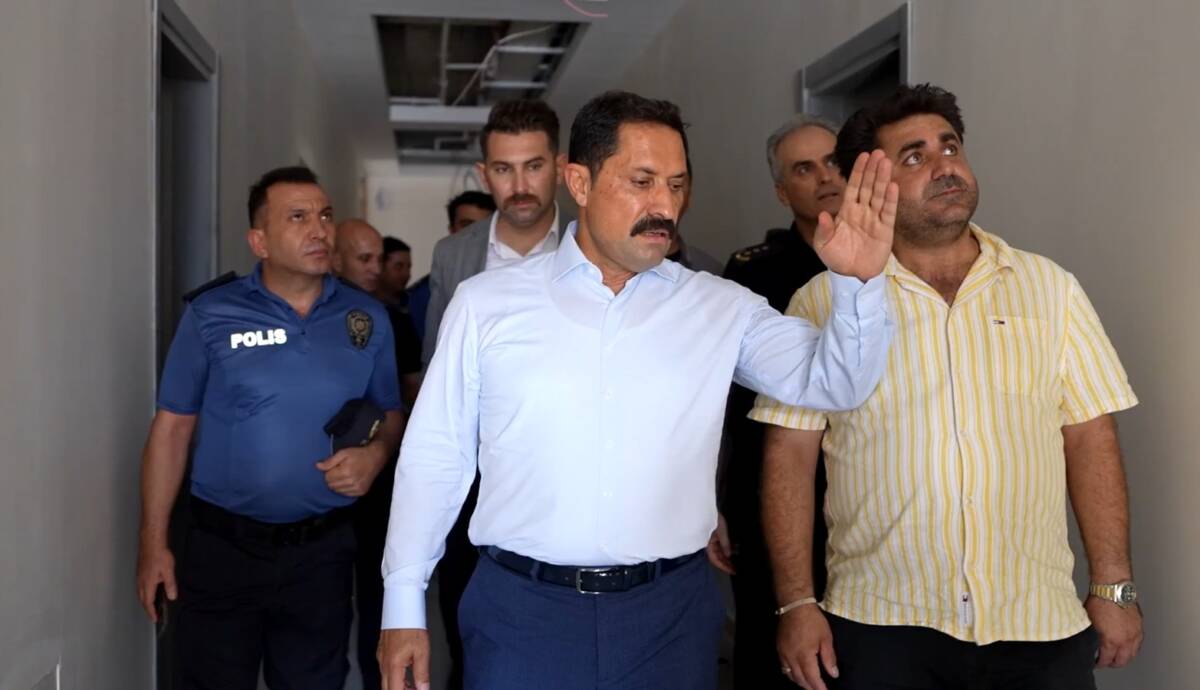 Hatay Valisi Mustafa Masatlı, yapımı süren Antakya İlçe Emniyet Müdürlüğü