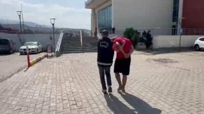 Hatay Emniyet Müdürlüğü ekipleri, aranan şahısların tespit edilip yakalanmasına yönelik
