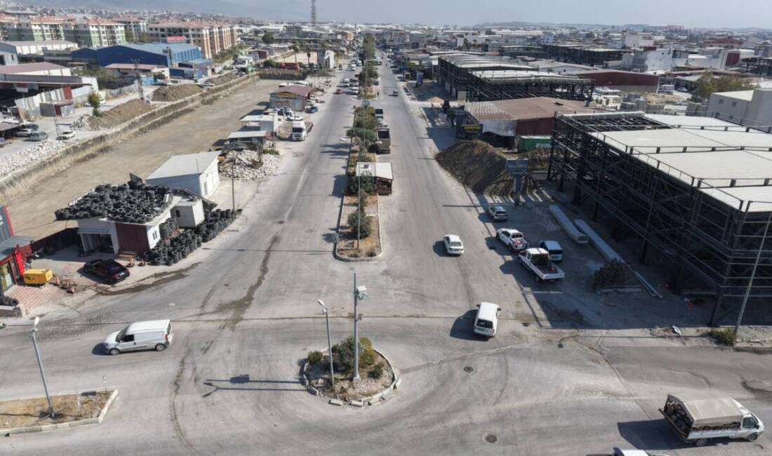 HBB, deprem sonrası Antakya Sanayi Sitesi’nde gelişi güzel yerleştirilen konteyner