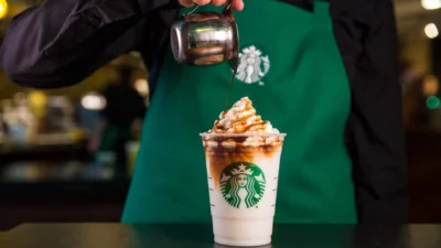 ABD merkezli kahve devi Starbucks, “Starbucks’a Dönüş” stratejisi kapsamında yeniden