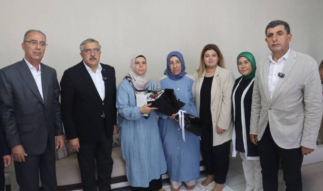 Hatay’da AK Parti Genel Başkan Yardımcısı Hüseyin Yayman, 2007 yılında