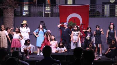 Hatay Valiliği himayesinde, Fiziksel Engelliler Vakfı öncülüğünde düzenlenen Engelli Sosyal