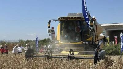 Hatay’da düzenlenen Tarla Günleri etkinliğinde Progen Tohum, üreticilerle bir araya