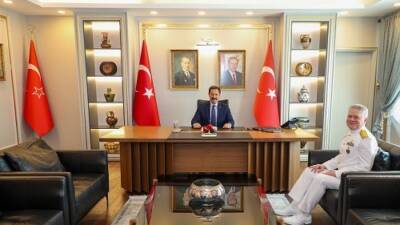 &nbsp; İskenderun Deniz Üs Komutanlığına atanan Tuğamiral Osman Çevik, Hatay