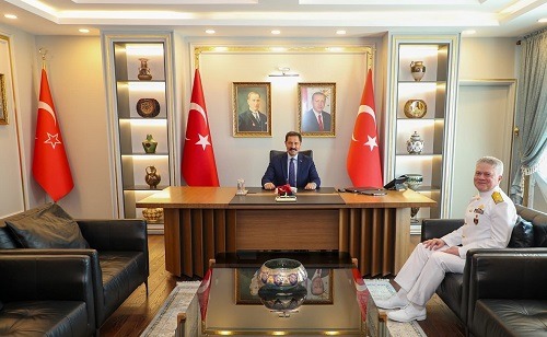   İskenderun Deniz Üs Komutanlığına atanan Tuğamiral Osman Çevik, Hatay