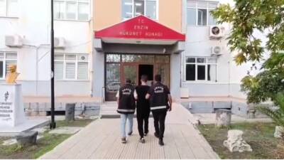 Hatay Emniyet Müdürlüğü ekipleri, aranan şahıslara yönelik yürüttükleri çalışmalar kapsamında