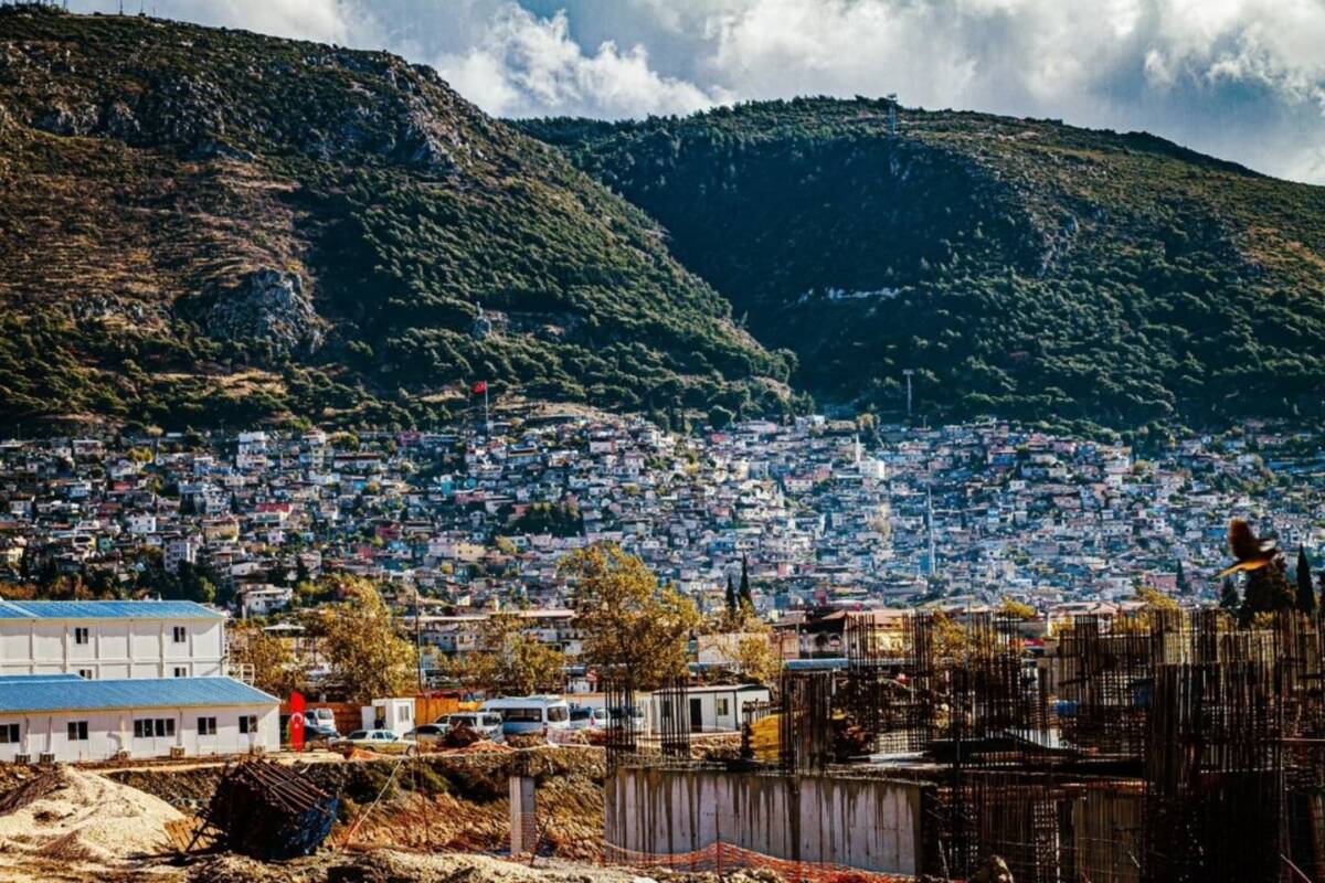 Antakya’da Habib-i Neccar Dağı eteklerinde yer alan ve yaklaşık 15