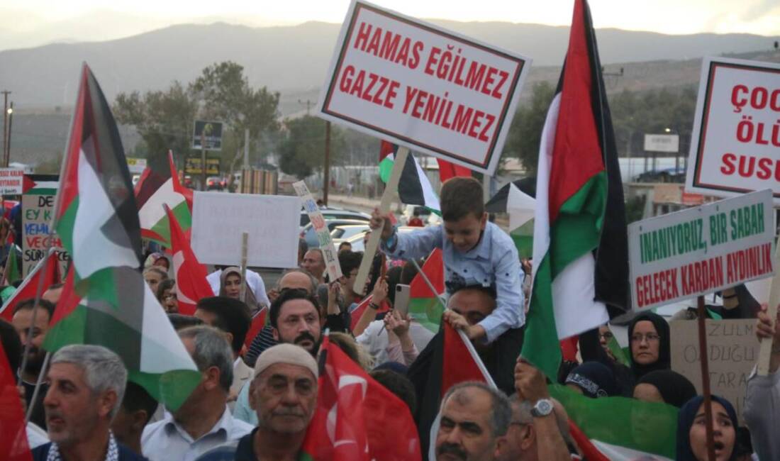 Hatay’da, Aksa Tufanı Harekatı’nın ikinci yıl dönümünde Gazze’ye insani yardım